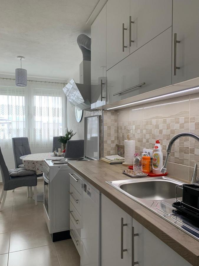 Apartman Nova Varos Banja Luka Eksteriør billede